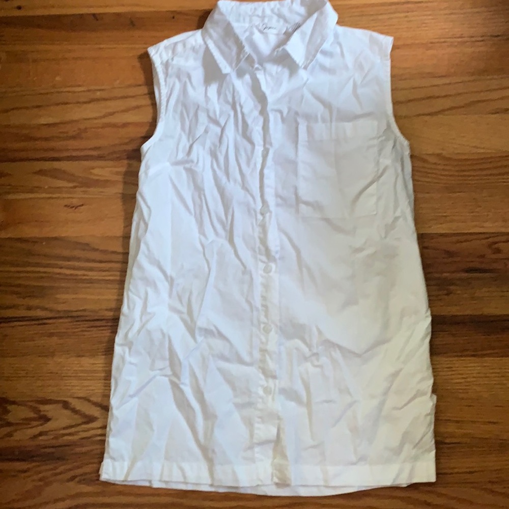 👚3/$20 👚 Women’s 100% Cotton Button-Down Collared Sleeveless Top
